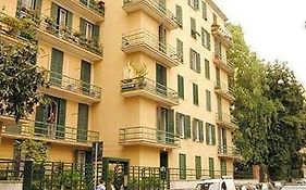 Lucky House